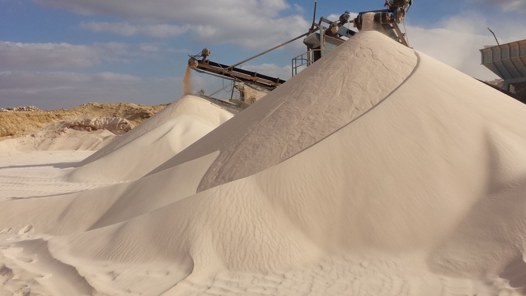 Silica Sand